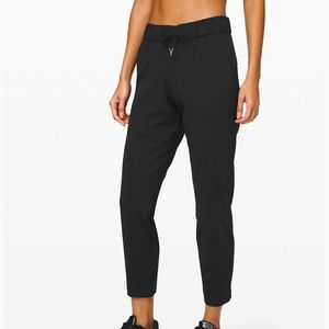 Lululemon on the fly 7/8 pant